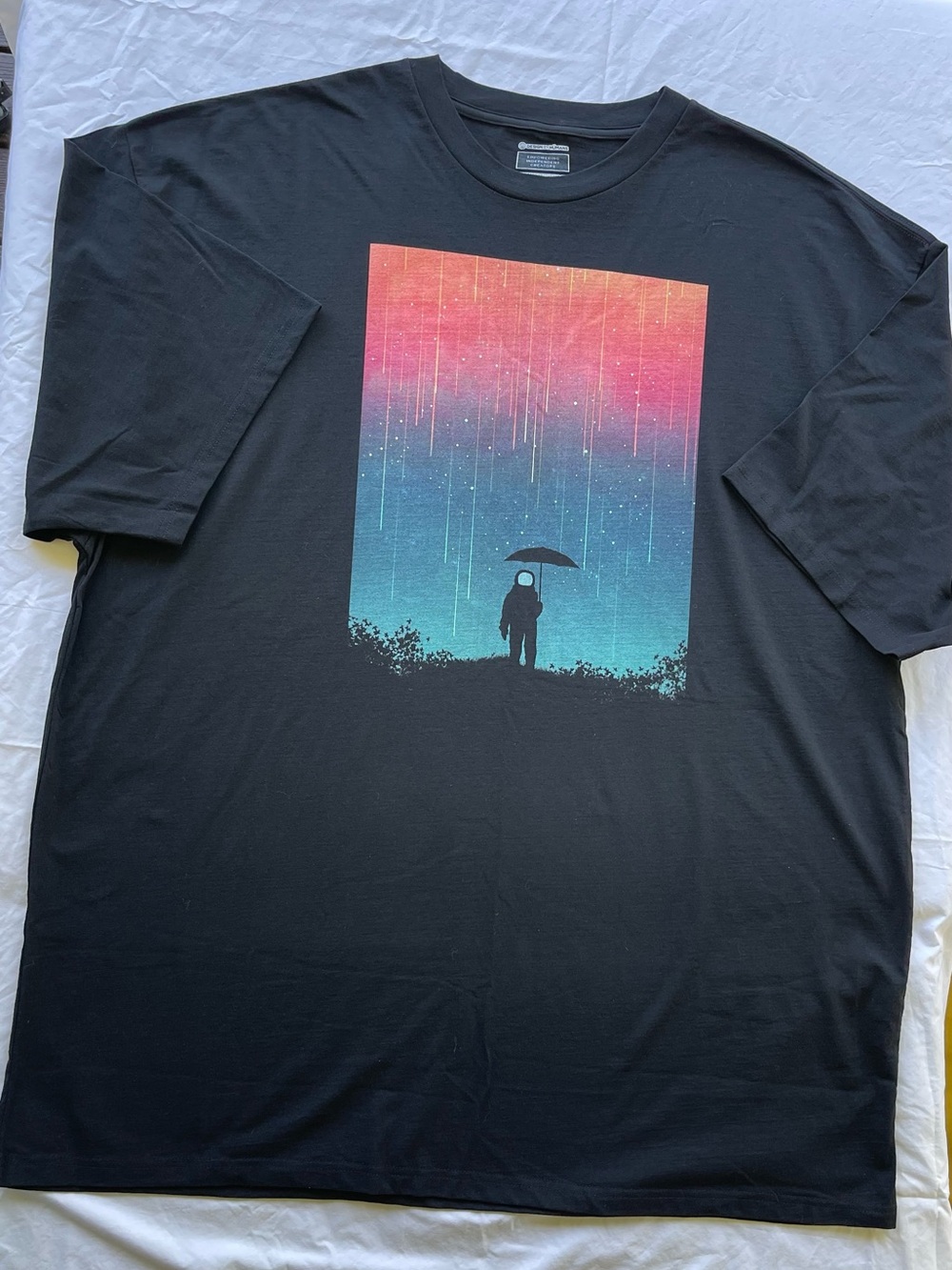 Black Short-Sleeve Graphic Tee with Sunset-to-Teal Ombre Print
